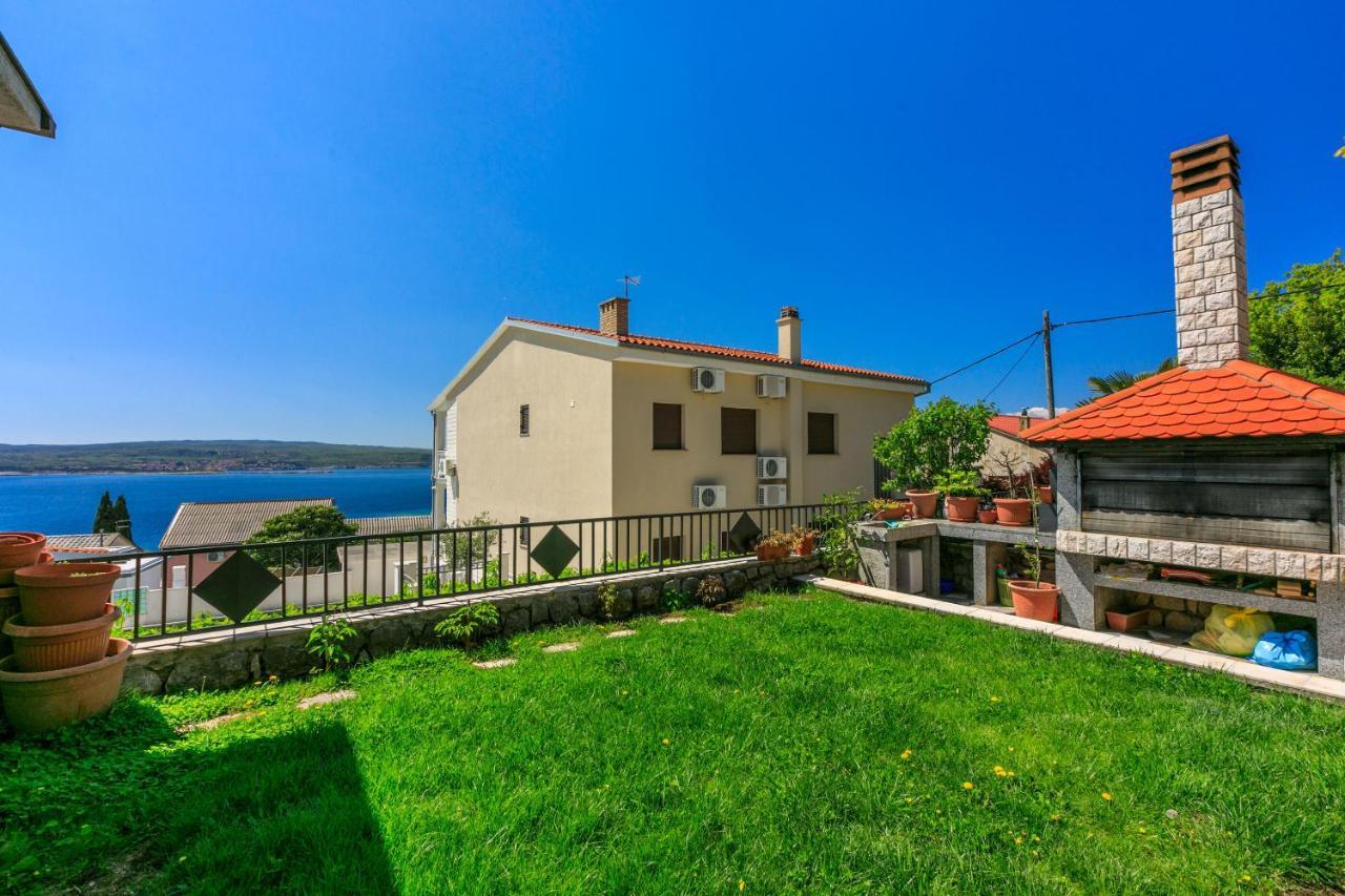 Apartment Mira Crikvenica Exterior foto