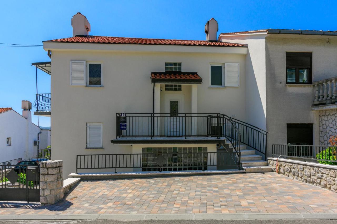 Apartment Mira Crikvenica Exterior foto